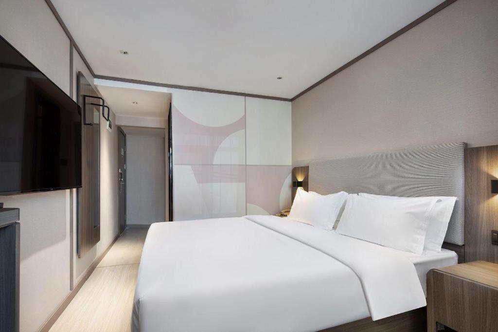Hanting Express Changsha Middle Of Furong Road Xiangchun Road Екстериор снимка