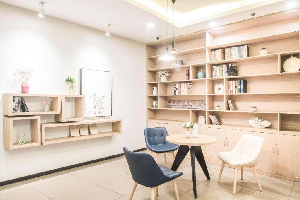 Hanting Express Changsha Middle Of Furong Road Xiangchun Road Екстериор снимка