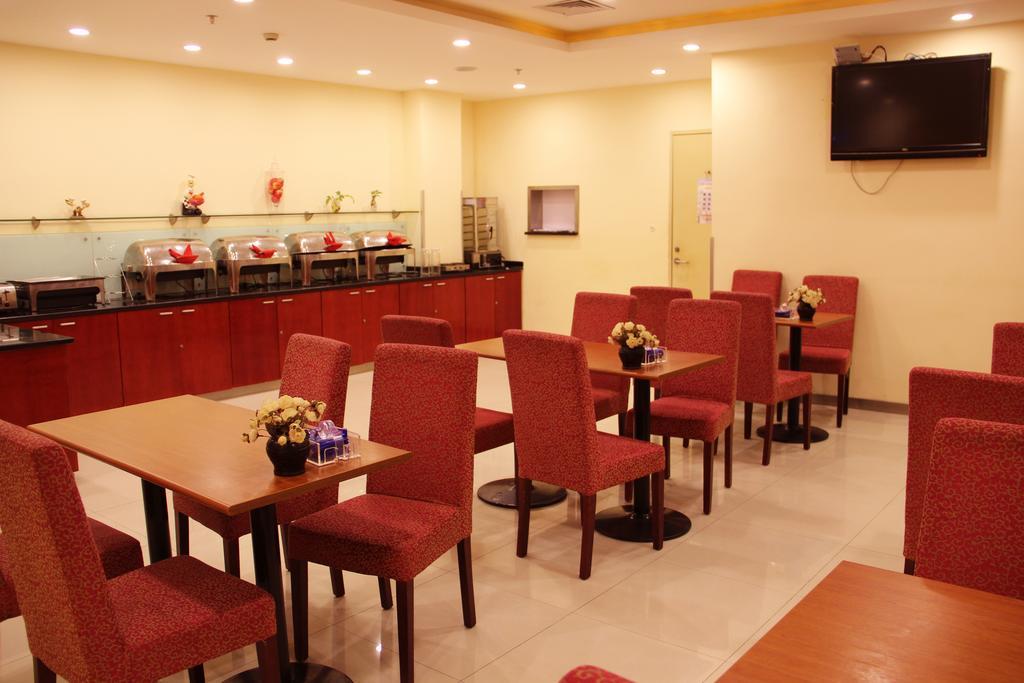 Hanting Express Changsha Middle Of Furong Road Xiangchun Road Екстериор снимка
